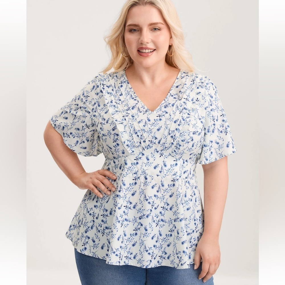 BloomChic Plus Size XL Floral Pleated Elastic Waist Ruffle Sleeve Blouse us14-16
